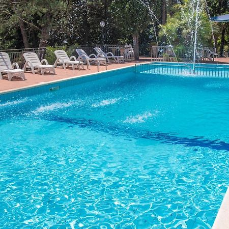 Hotel Eden Пердифумо Екстериор снимка
