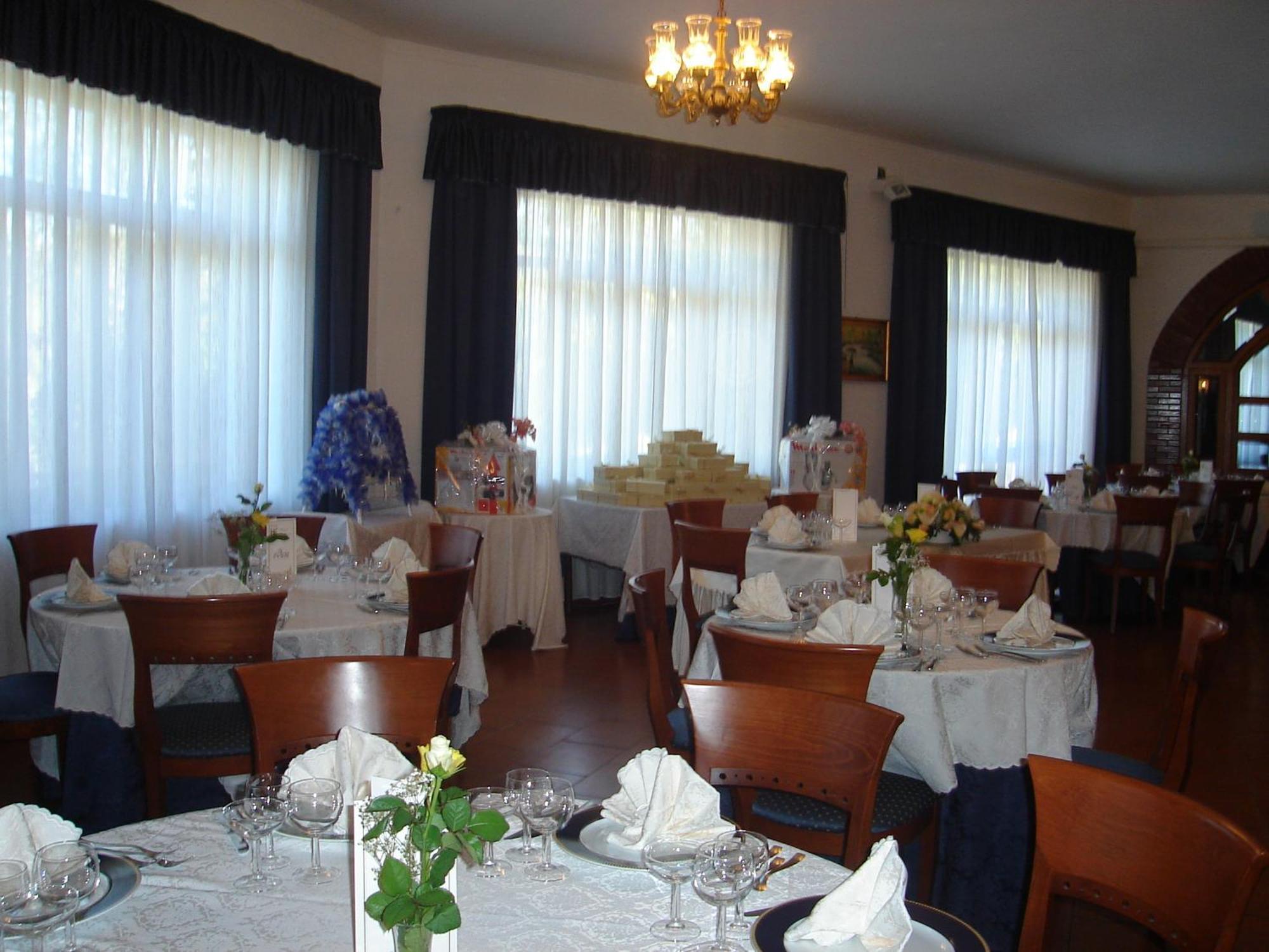 Hotel Eden Пердифумо Екстериор снимка