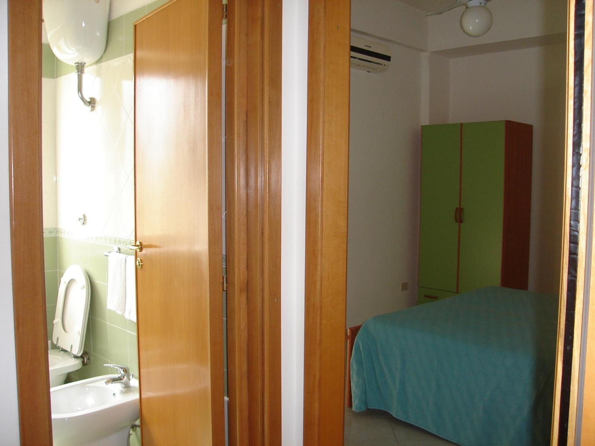 Hotel Eden Пердифумо Екстериор снимка