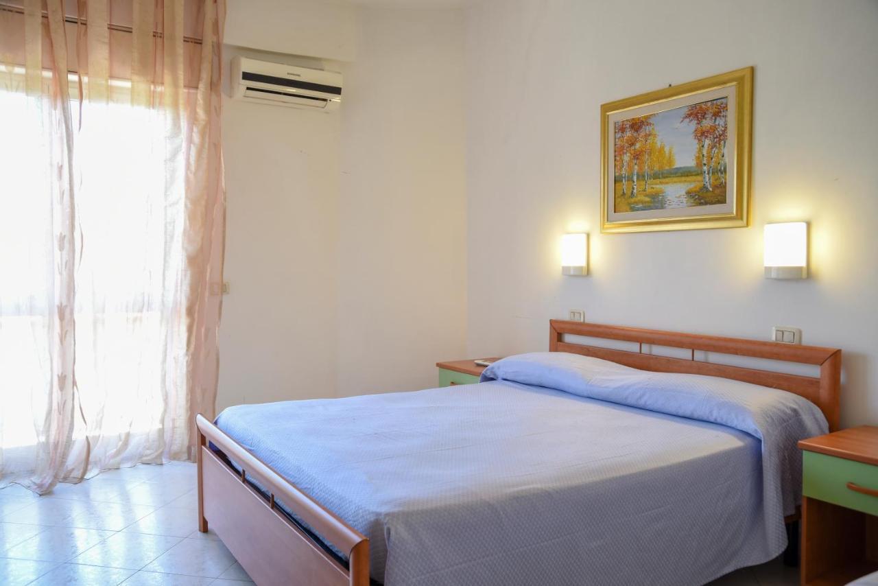 Hotel Eden Пердифумо Екстериор снимка