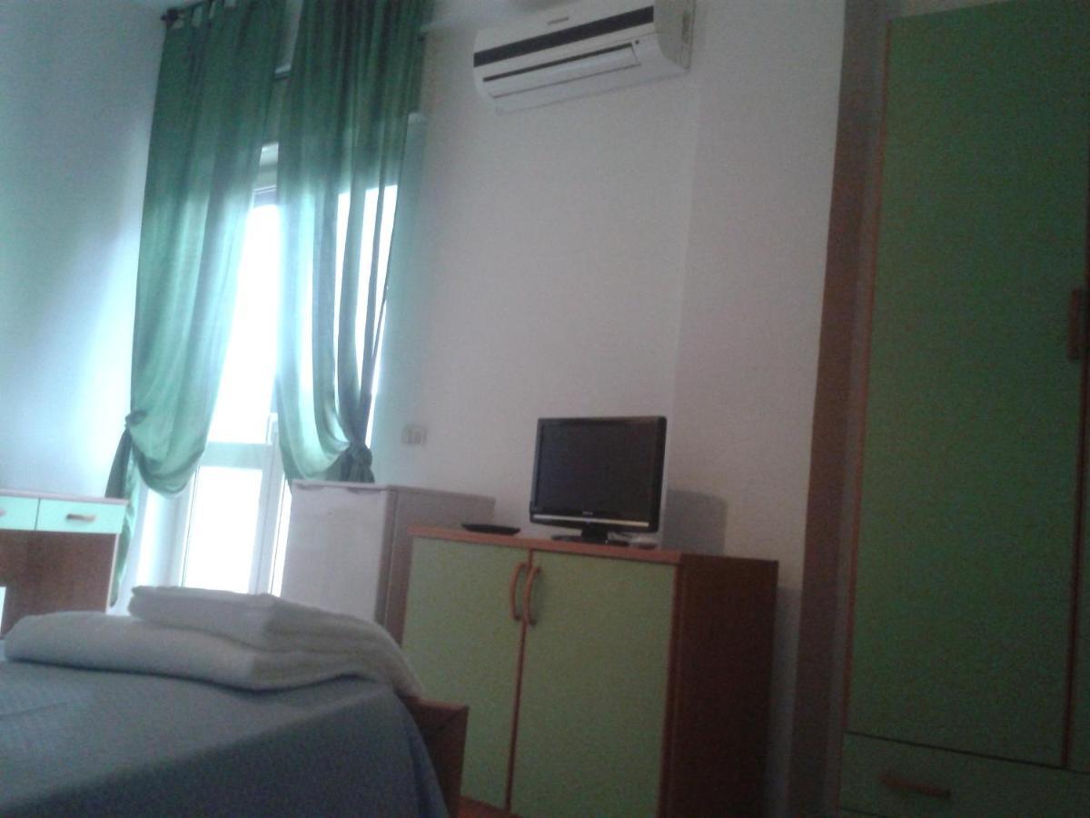 Hotel Eden Пердифумо Екстериор снимка